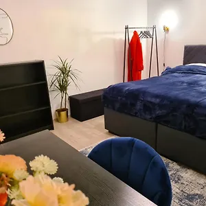 Theox No 6 Royal Blue Für 4 Personen Mannheim